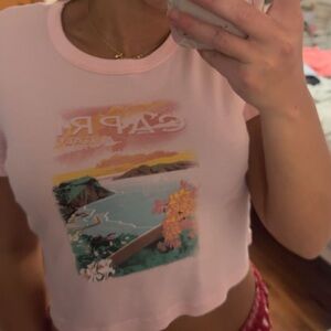 - pacsun crop top graphic
